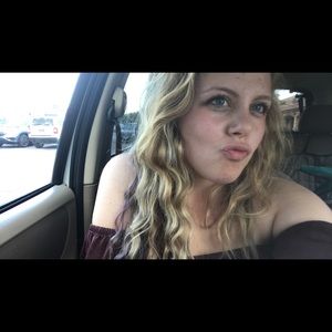 Meet your Posher, Mackenzie